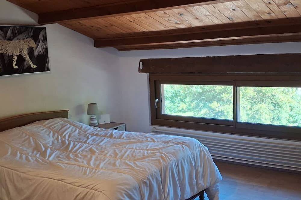 Les Pierres Séches Vacation Rental, Les Andrieux 4/5 Banon in Banon, Forcalquier region