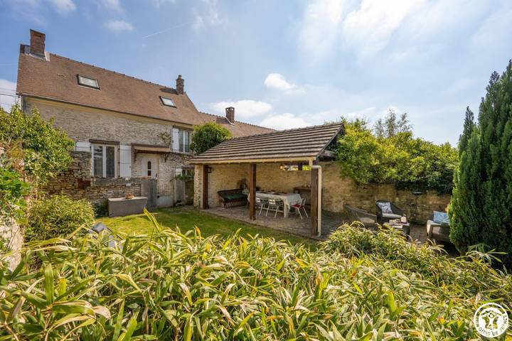 Gîte pour 5 personnes, avec terrasse et jardin, animaux acceptés - 1