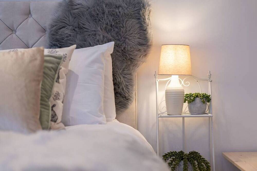 Ganze Wohnung, Central 1 Bedroom Apartment - with Patio in Cheltenham, Gloucestershire