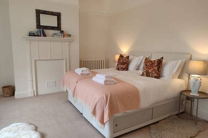 Casa-Vista al campo-Baño privado-Grande in Sway, Hampshire