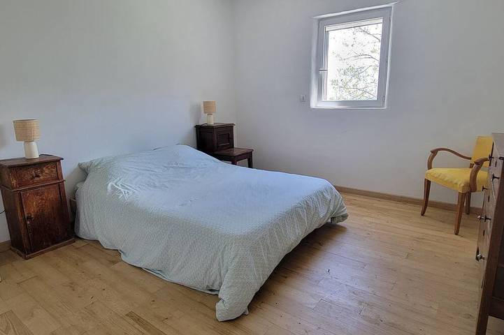 Location de vacances pour 12 personnes, avec terrasse et jardin à Saint-Paul-la-Coste - 4