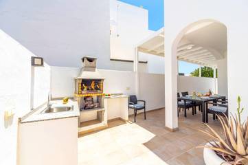 Villa for 6 People in Puerto del Carmen, Tías, Photo 2