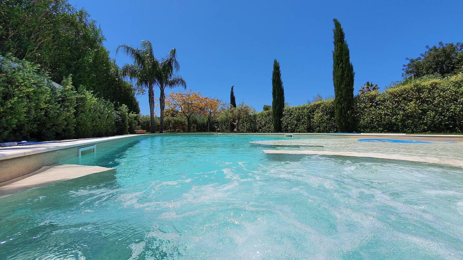 Villa Dammusello con piscina, giardino e Wi-Fi in Marsala, Provincia di Trapani
