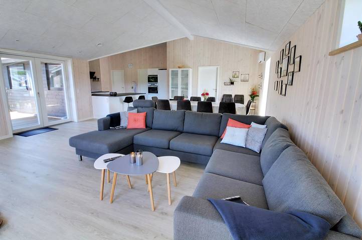 5 bedroom pet friendly home in Rømø in Sønderstrand, Tagholm