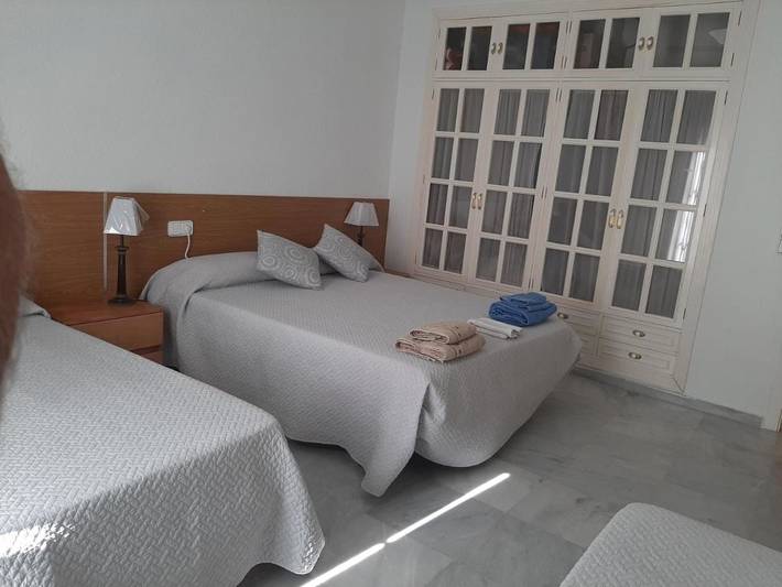 Gîte pour 4 personnes, avec piscine ainsi que terrasse et jardin dans la Province de Séville - 4