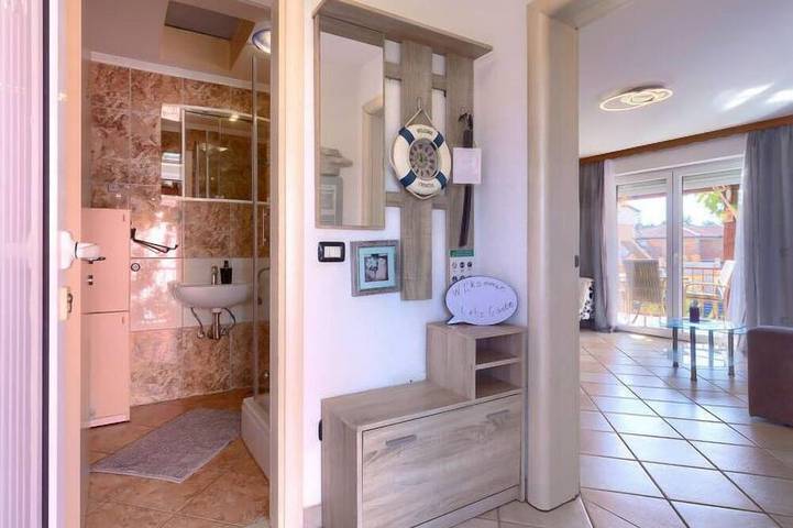 Apartamento entero, Fontana in Zambratija, Region de Umag