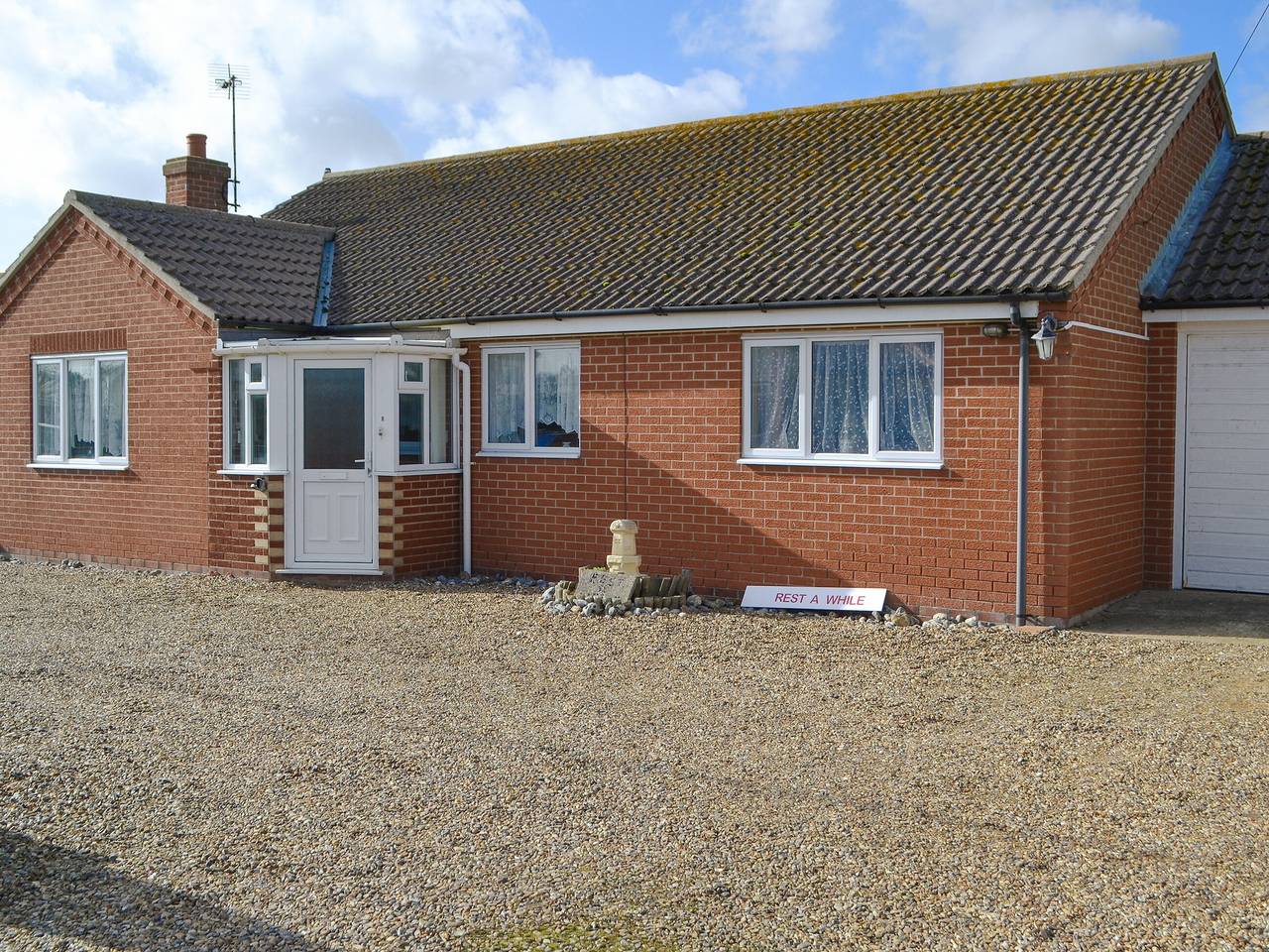 Holiday Home for 6 People in Walcott, Norfolk
