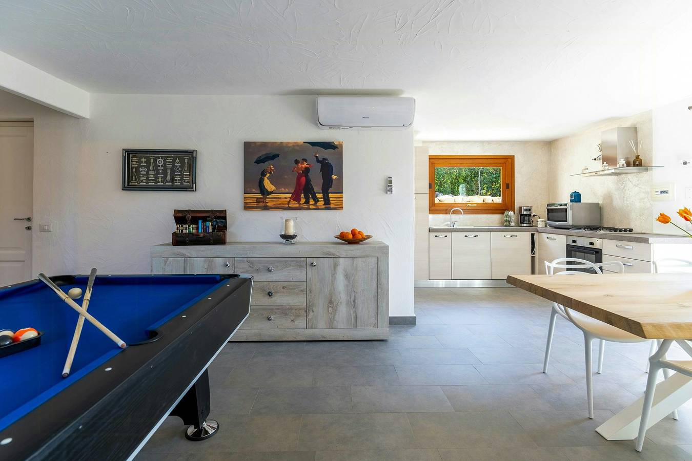 Villa mit Meerblick und Pool inmitten der Felsen in Punta Molara, San Teodoro
