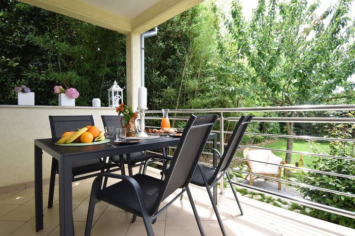 Ferienhaus mit Garten "Nena" in Pula-Medulin, Pula