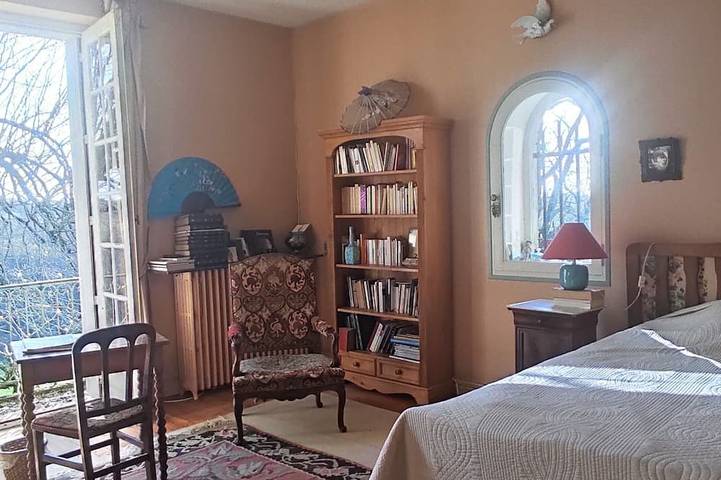 Location de vacances pour 8 personnes, avec jardin à Lussac - 3