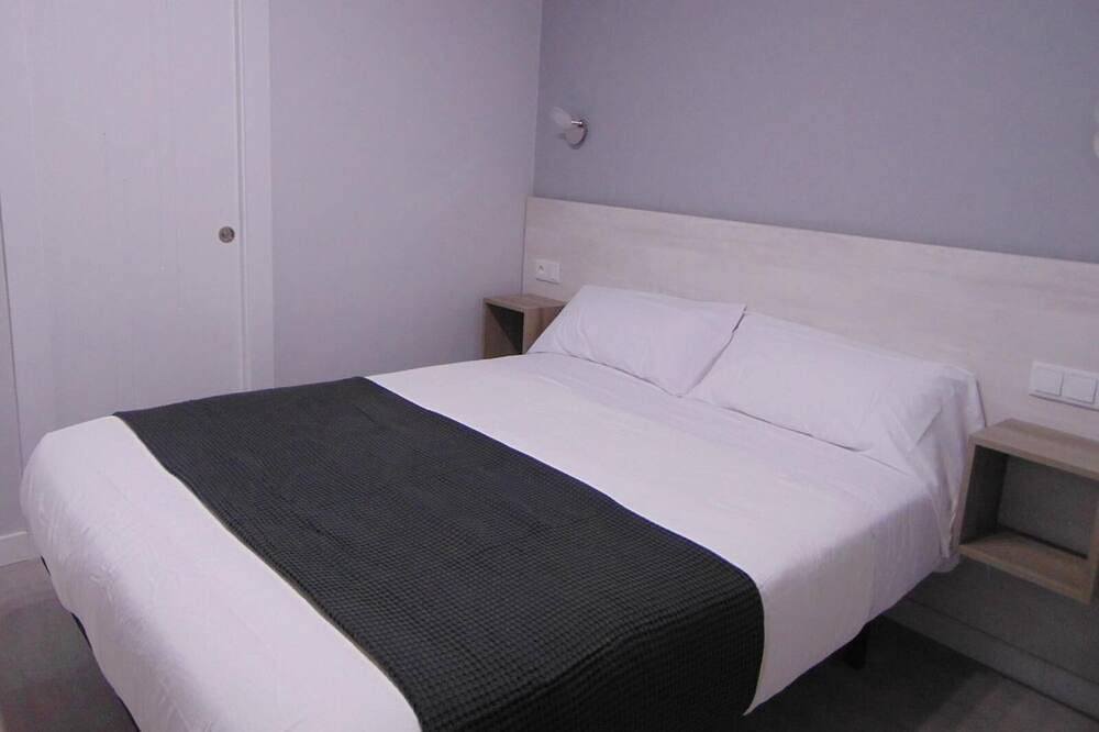 Hostal I dream: Double room in Centro (Salamanca), Salamanca