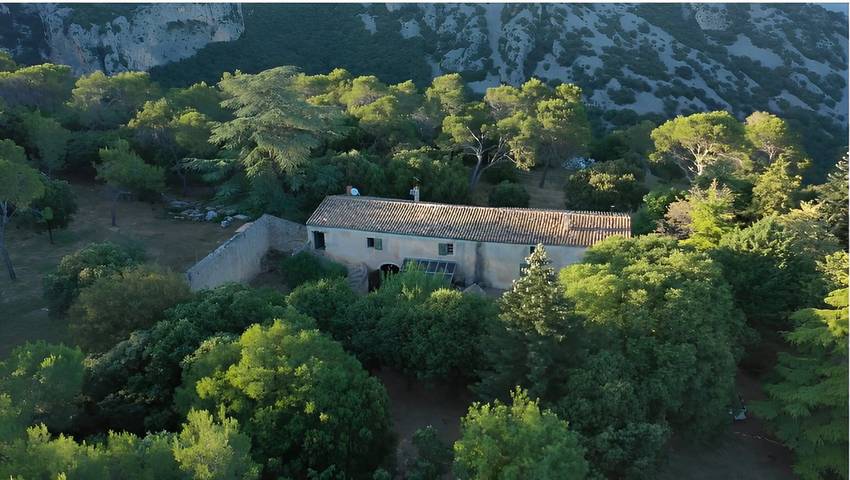 Gîte pour 15 personnes, avec jardin, animaux acceptés