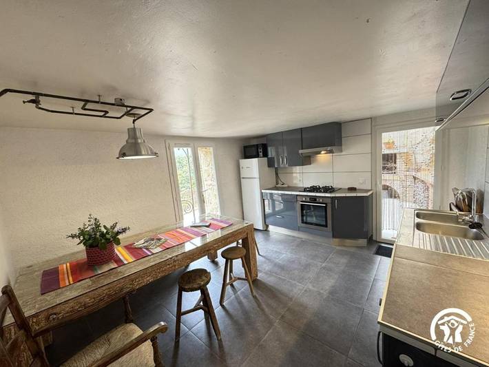 Location de vacances pour 2 personnes, avec piscine ainsi que sauna et terrasse, animaux acceptés à Montbolo - 3