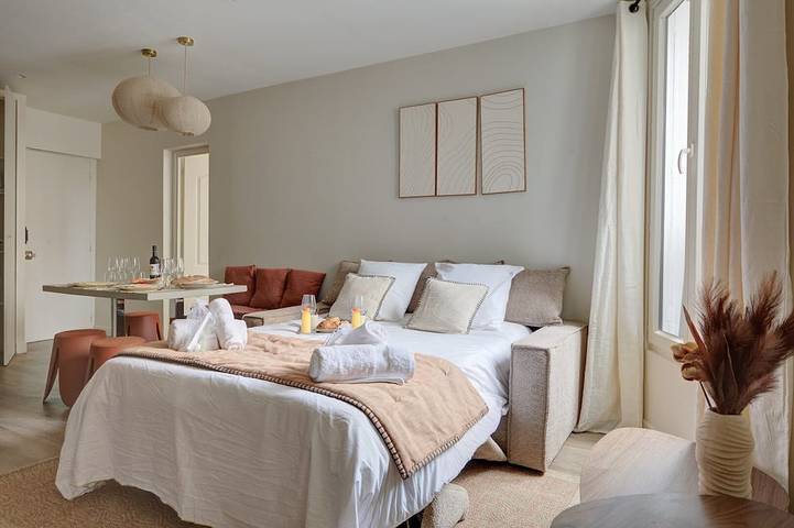 Entire apartment, Tbs 71 - Luxurious apartment near La Défense in Puteaux, Hauts-de-Seine