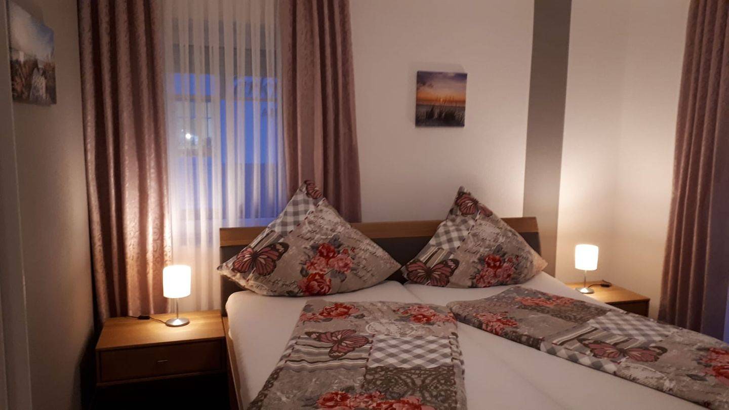 Ganze Wohnung, Komfortabel eingerichtete Ferienwohnung in Zentrumsnähe! in Zingst, Fischland - Darß - Zingst