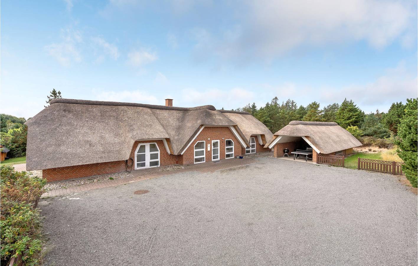 Ferienhaus für 10 Personen mit Whirlpool in Sønderstrand, Tagholm