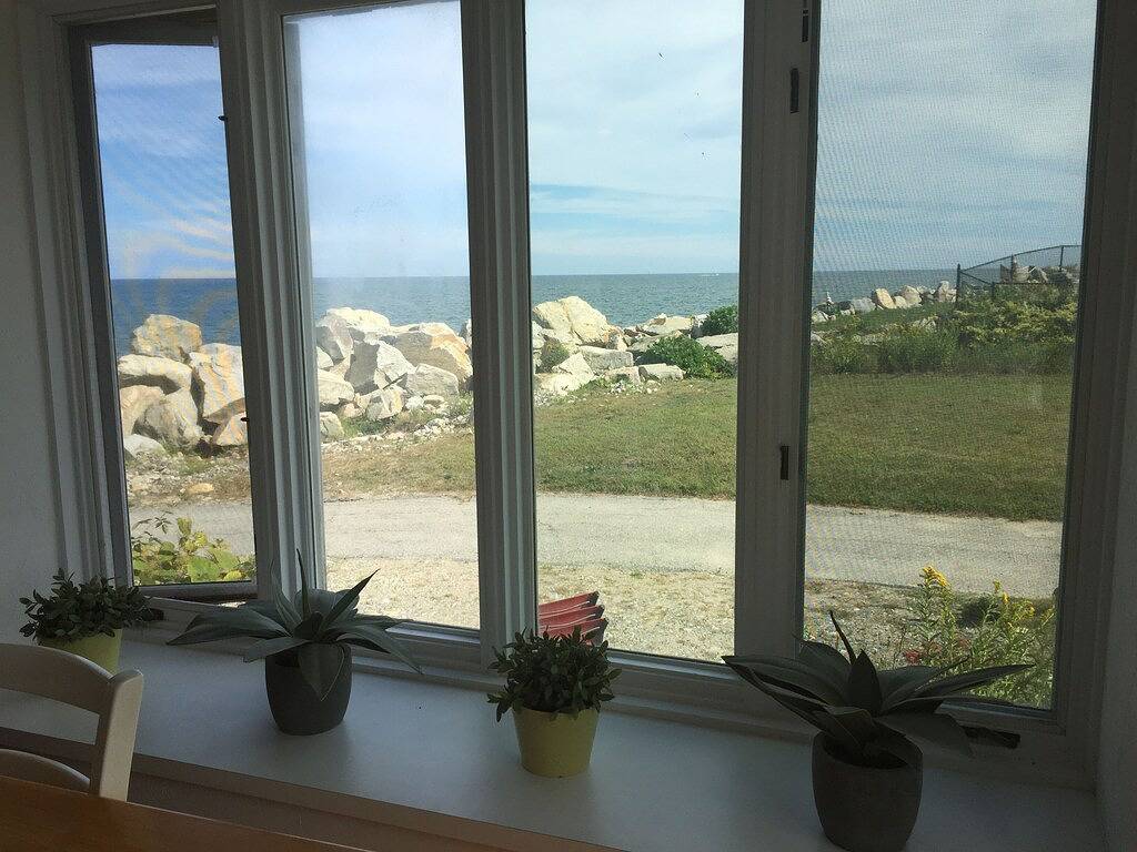 Familienfreundliche, Oceanfront Scituate Vermietung Schritte vom Strand entfernt in Scituate, Massachusetts