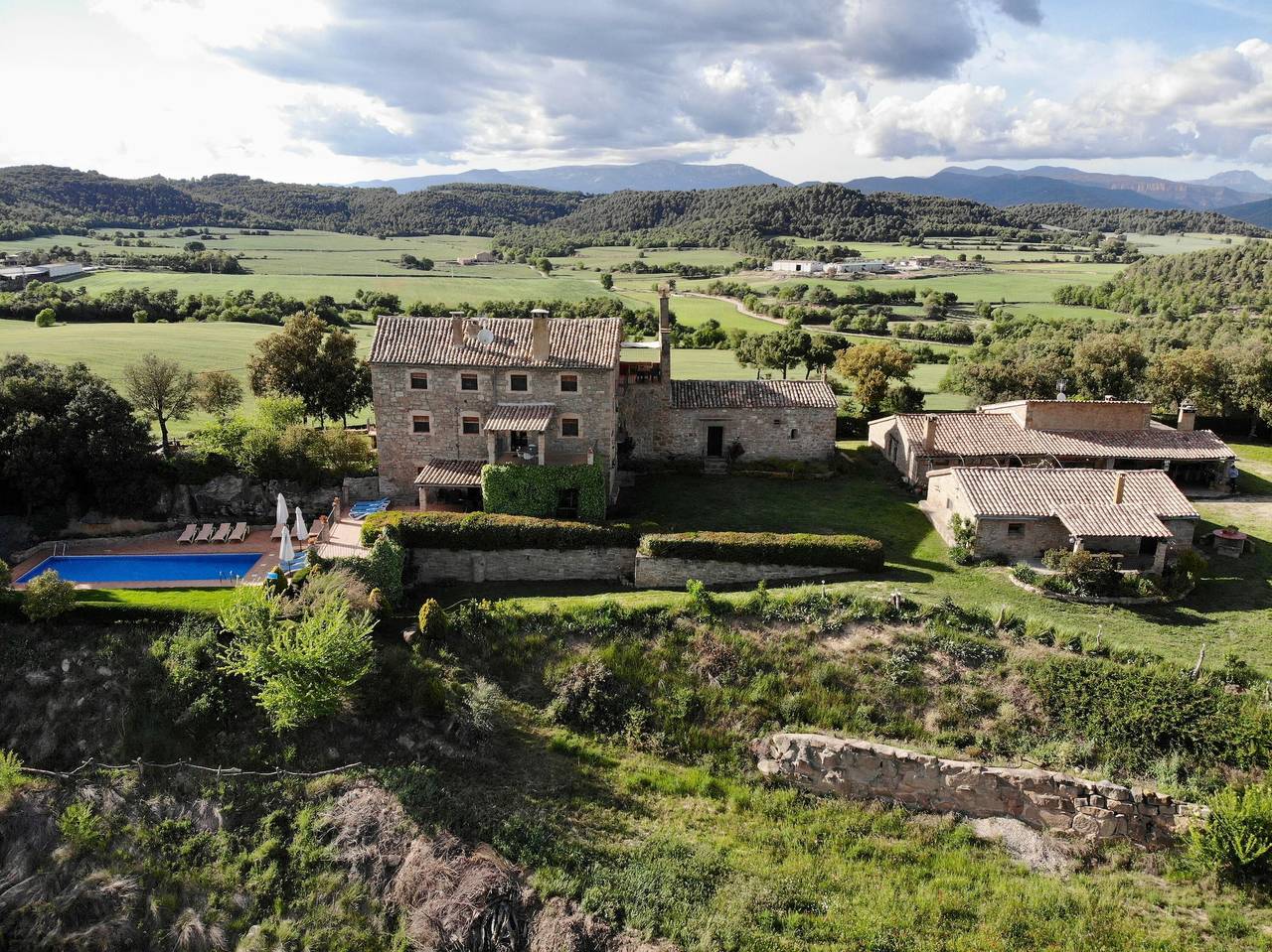 Casa de vacaciones 'El Porxet' con vistas a la montaña, piscina compartida y Wi-Fi in Nave, Provincia de Lleida