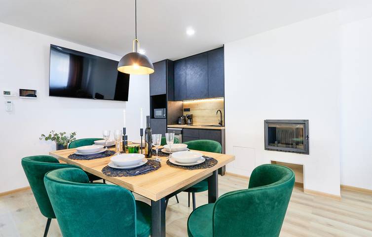 Geräumige Ferienwohnung mit Pool und Terrasse in der Nähe des Flusses Krapina in Krapina-Zagorje