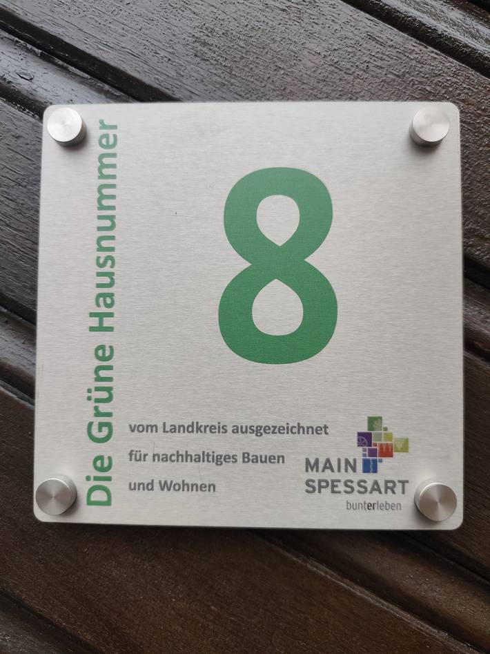 Ganze Wohnung, Haus der Weinfreunde - Ferienwohnung Weinfreunde(80qm)in historischen Esamble in Zellingen, Fränkisches Weinland