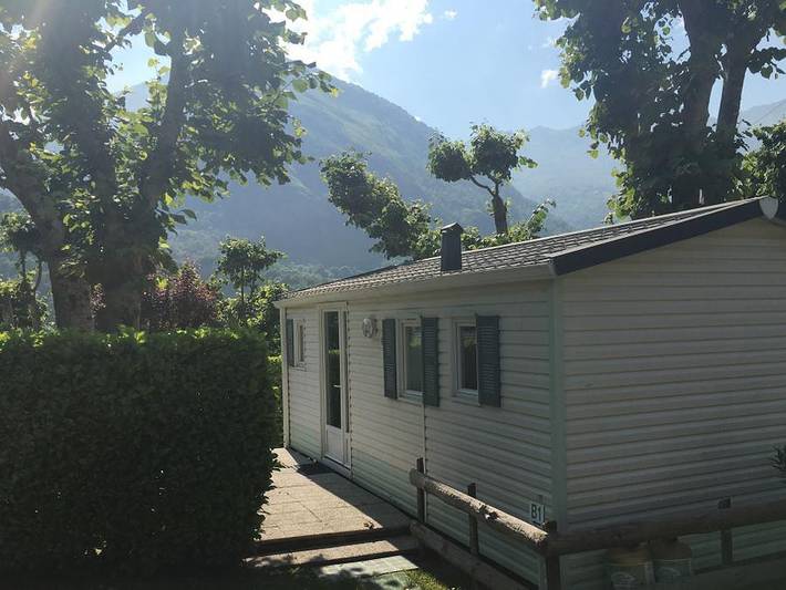 Camping Du Valentin - Mobilheim 4 personen - Malin 4P - 2 Zimmer mit Bergblick in Laruns, Béarn