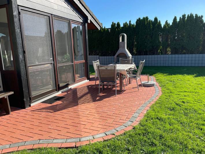Ferienhaus mit Meerblick für 4 Personen, mit Terrasse und Garten sowie Seeblick am Jadebusen - 2