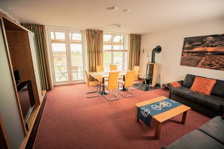 Ferienwohnung für 6 Personen, mit Balkon und Terrasse sowie Sauna in Hohen Wieschendorf
