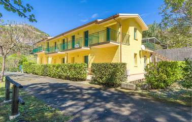 Gîte pour 4 personnes, avec terrasse à Deiva Marina