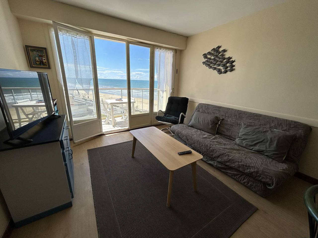 Appartement entier, Appartement face mer avec balcon, 50m plage, 5 couchages, parking, Saint-Jean-de-Monts in Saint-Jean-de-Monts, Vendée
