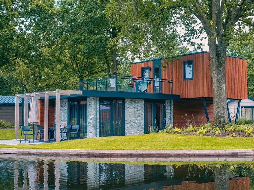 Pavillon l'étage 4+4 in Kaatsheuvel, Brabant-Septentrional