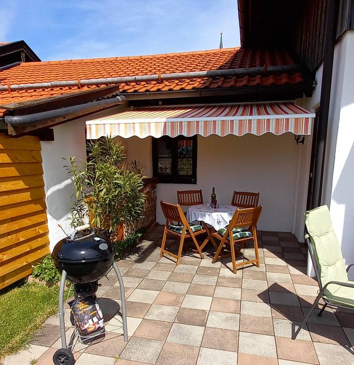Ferienwohnung für 4 Personen, mit Balkon/Terrasse und Terrasse, kinderfreundlich in Frasdorf - 2