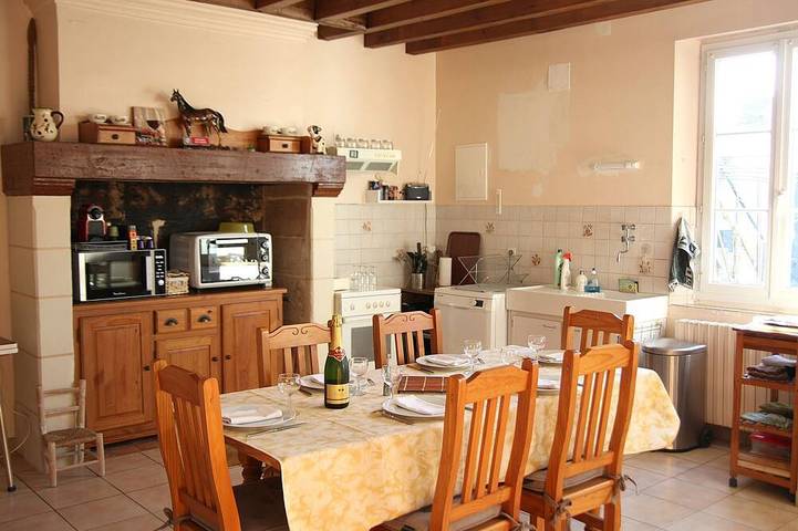 Maison de campagne pour 12 personnes, avec jardin à Villebernier - 2
