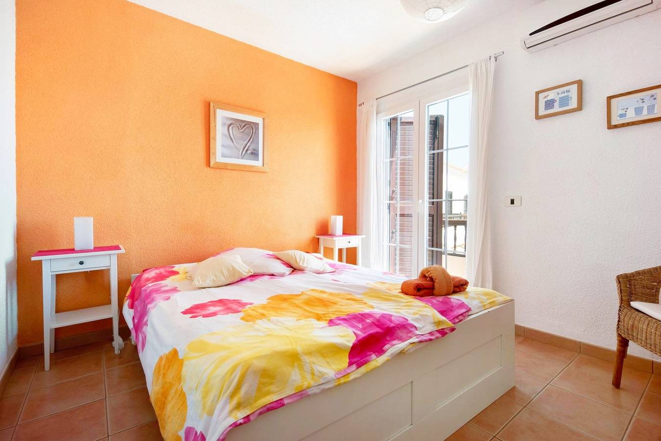 Casa Sarita - un refugio con estilo en el soleado sur de Tenerife in Chayofa, Arona 