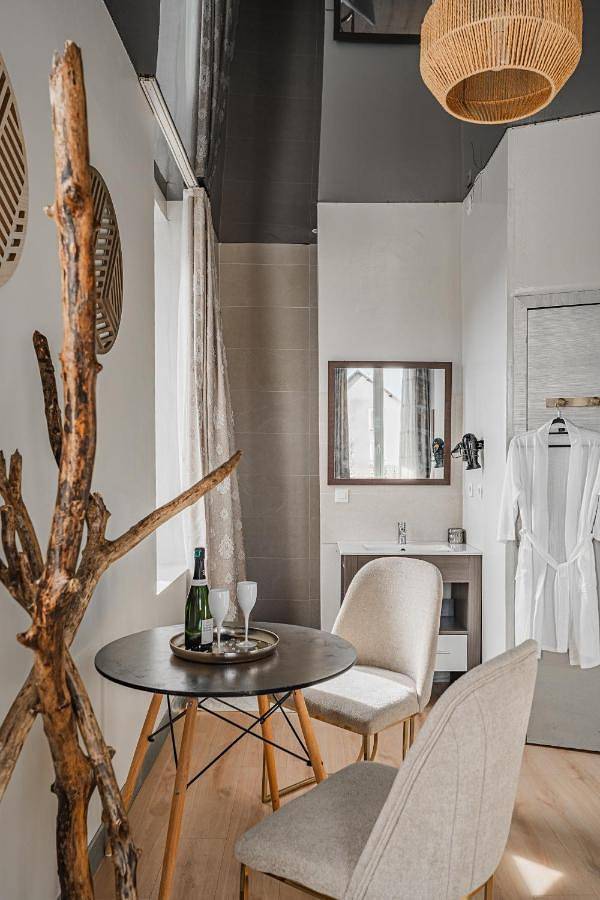 Appartement entier, Cocoon du Lac Charavines jacuzzi-wifi-parking in Charavines, Lac de Paladru