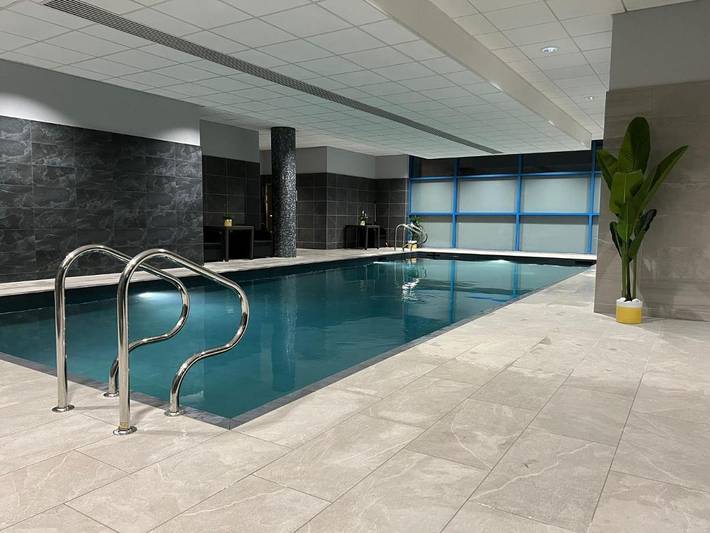 Hotel para 2 personas, con sauna además de jardín y piscina - 1