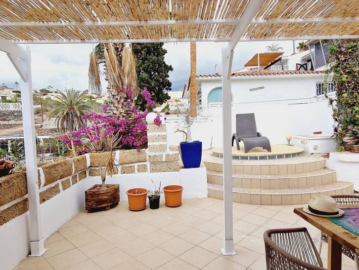Entire holiday apartment, Casa Matteo Rural House Big Terraze in Chayofa, Arona