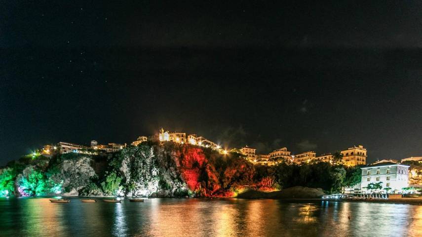 B&b per 2 persone, con Terrazza e Idromassaggio nonché Giardino ad Agropoli