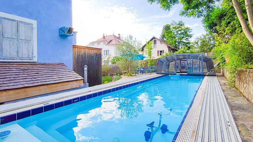 Gîte pour 4 personnes, avec terrasse ainsi que vue et piscine, animaux acceptés dans Port d'Albigny - 4