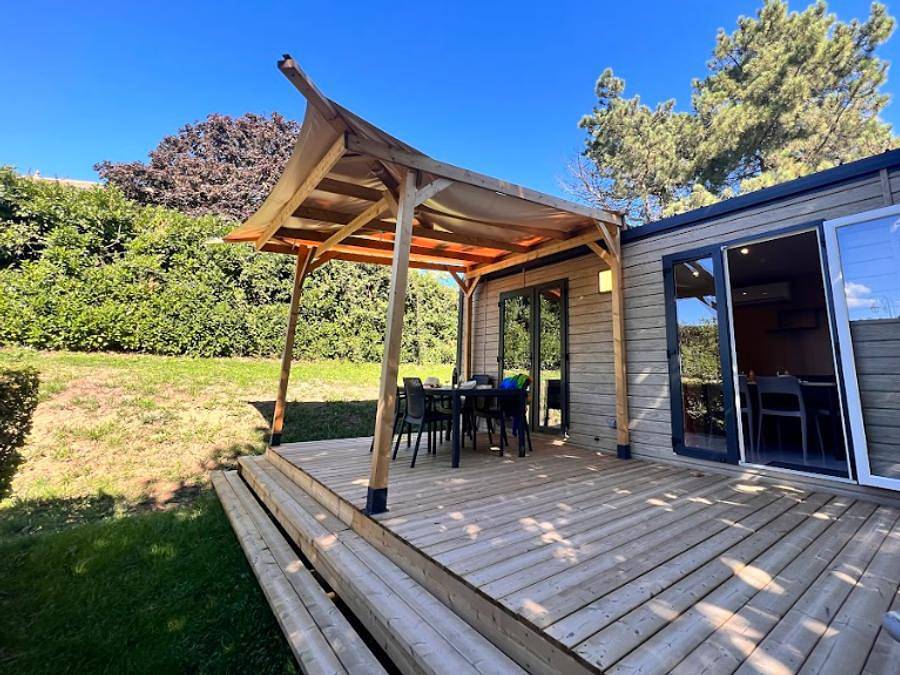 Camping La Grappe Fleurie - Mobilheim 6 personen - Cottage Family Superior in Fleurie, Beaujolais