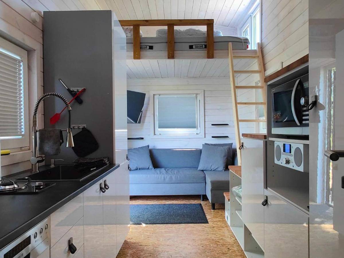 Tiny House am Naturteich mit Grill & Kamin - bis 5 Personen in Großharthau, Oberlausitz-Niederschlesien
