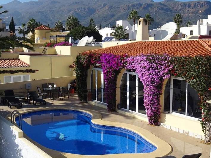 Chalet para 4 personas, con Terraza además de Piscina y Vistas en Mojácar