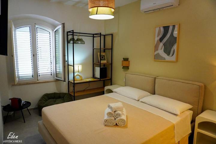 Maison d’hôte pour 4 personnes, avec balcon et vue dans Dorgali - 3