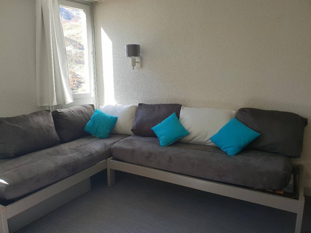Ganzes Studio, Gemütliche Wohnung für 4, direkt an der Piste, Les Menuires, Wlan, Haustiere erlaubt in Les Menuires, Saint-Martin-de-Belleville