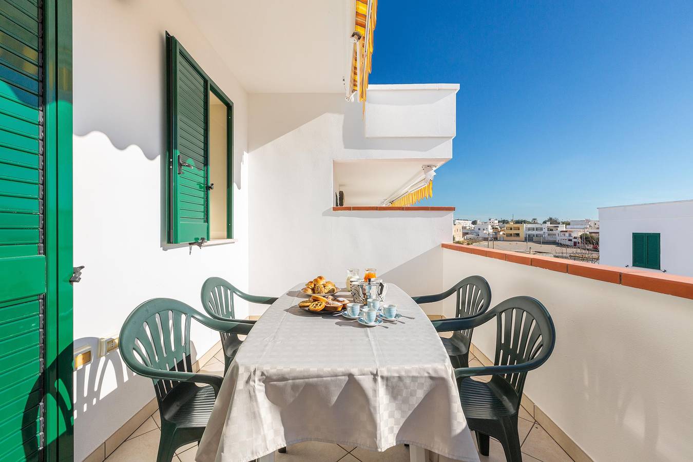 Appartement entier, Appartement de vacances pour 7 personnes avec balcon in Manduria, Golfe de Tarente