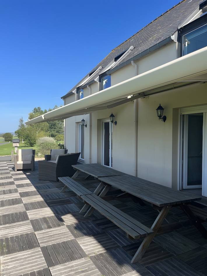 Ferienhaus 'Gîte Le Moulin De La Butte' mit privater Terrasse, Garten und Wlan in Huisnes-sur-Mer, Mont-Saint-Michel-Bucht
