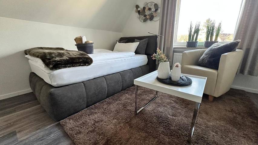 Ferienwohnung für 3 Personen, mit Ausblick und Garten in Gütersloh