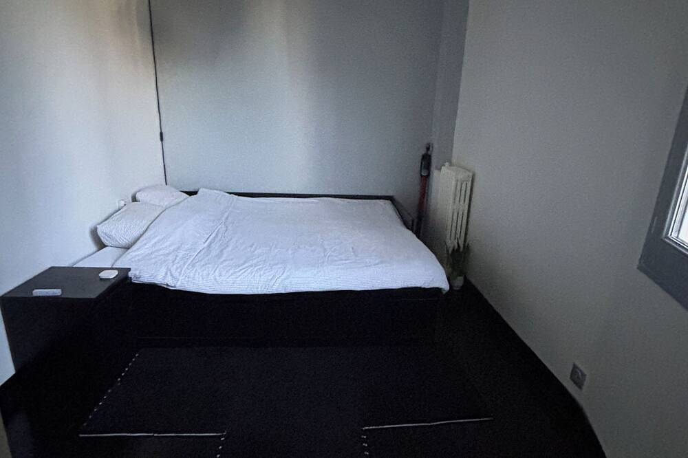 Entire apartment, Charming Modern Apartment with Garden View - Les Vallées District, Near Paris in Colombes, Hauts-de-Seine