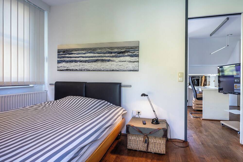 Ganze Wohnung, Ferienwohnung, auch mit Hund, in Stade. Zwischen Hamburg, Bremen und Cuxhaven in Stade, Cuxland