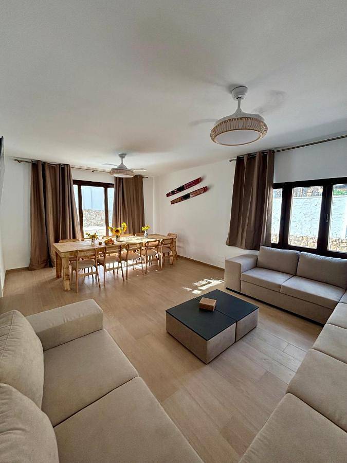 Casa de vacaciones para 8 personas, con jardín y vistas en Benidorm