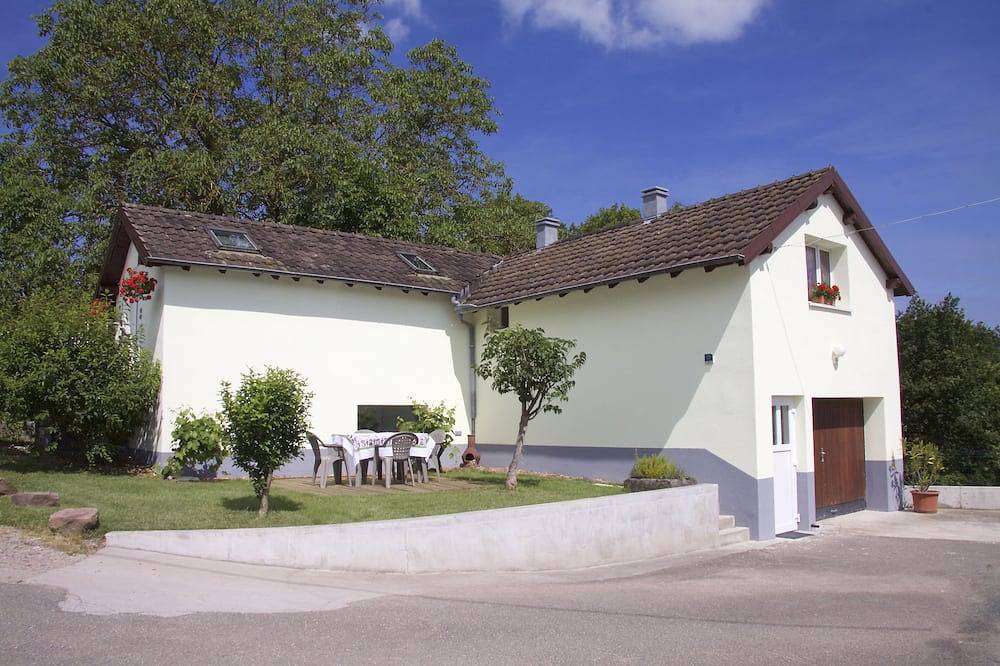 Relax at the edge of the woods, go for walks and bike rides in Lembach, Wissembourg region